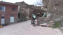 Uluslararası Erciyes 2021 Dağ Bisikleti Yarışları'na Velo Erciyes MTB Cup etabıyla devam edildi