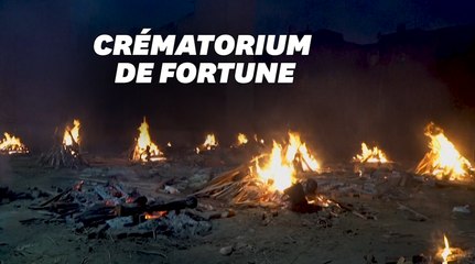 À cause du Covid, l'Inde transforme un parking en crématorium pour brûler les cadavres toujours plus nombreux