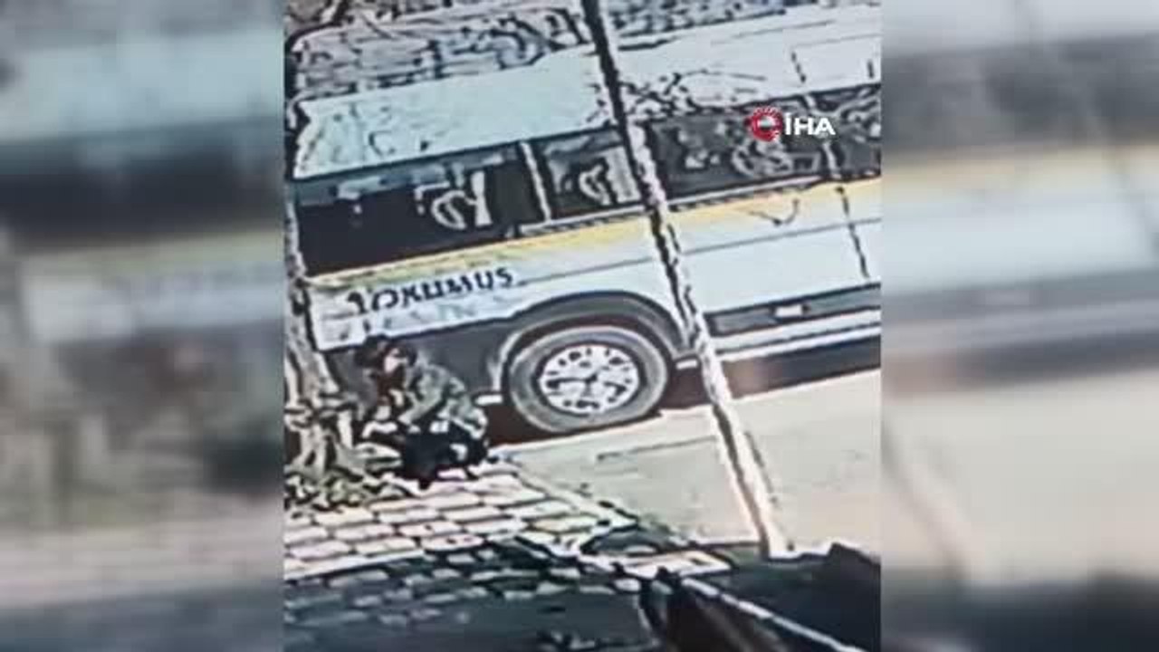 Önce sevdi, sonra alıp gitti...Hırsızlık anı saniye saniye kamerada