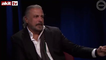 Kosova'da genç kıza sarkıntılık yapan 2 Alman askerini döven Türk askeri