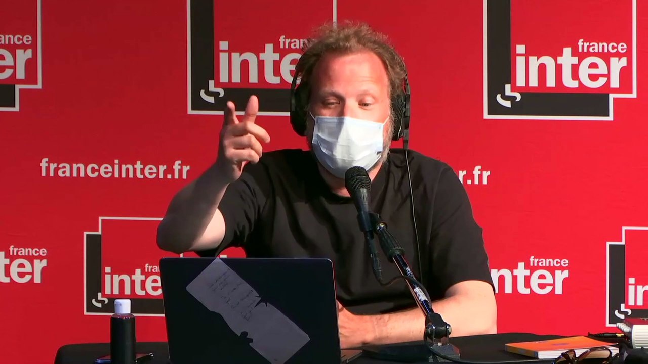 Faisons chanter Alain Delon - La chronique de Thomas Croisière