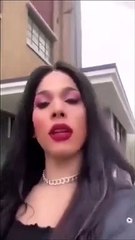 Sa technique pour faire fuir les harceleurs de rue est imparable