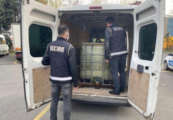Minibüste 3 ton kaçak akaryakıt ele geçirildi