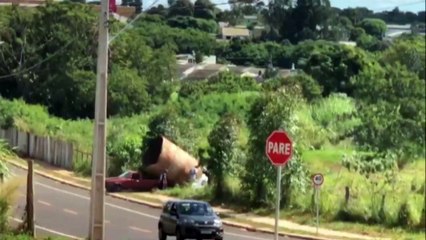 PM deteve quinteto que tentava furtar duto fluvial após denúncia, diz oficial da PM