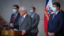 Piñera sufre dura derrota política y promulgará retiro de fondos de pensiones
