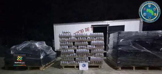 tn7-Decomisan-millonario-cargamento-de-licor-oculto-entre-plátanos-verdes-270421