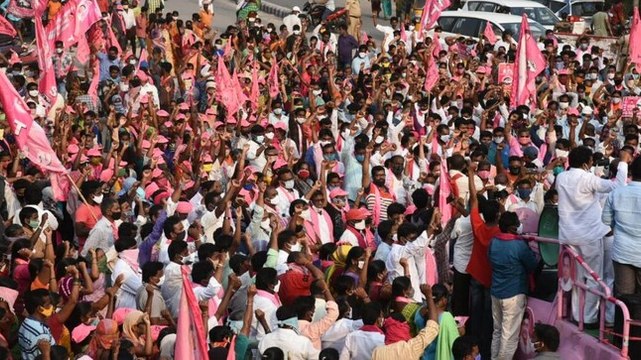 Political parties defy Covid norms in Telangana ahead of local body polls
