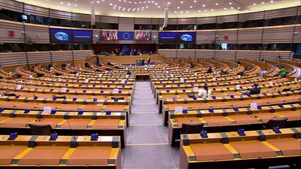 L'europarlamento ratifica l'accordo post Brexit con una maggioranza schiacciante