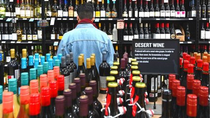 ಮಧ್ಯ ಪ್ರಿಯರಿಗೆ ಸರ್ಕಾರದ ಹೊಸ ಮಾರ್ಗಸೂಚಿ ! | Oneindia Kannada