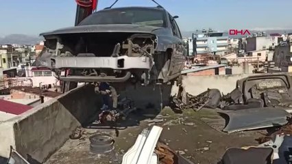 Son dakika: ADANA POLİS, KAPORTACI GİBİ ÇALIŞIP TAKİP YAPARAK OTO HIRSIZLIK ŞEBEKESİNİ ÇÖKERTMİŞ