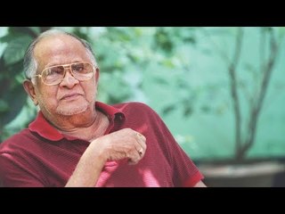 Rose for NayokRaz Razzak at Shaheed Minar