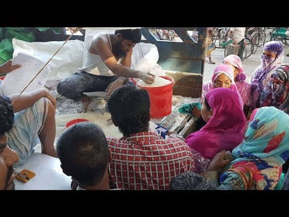 আটায় সন্তুষ্ট, আতপ চালেও অসন্তুষ্ট নন ক্রেতারা | Customers satisfied with rice & Flour