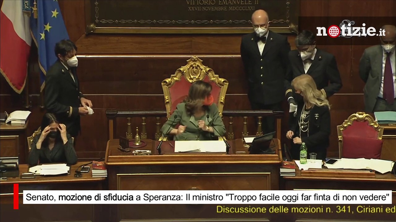 Mozione di sfiducia a Speranza, il ministro al Senato: "Troppo facile far finta di non aver visto"