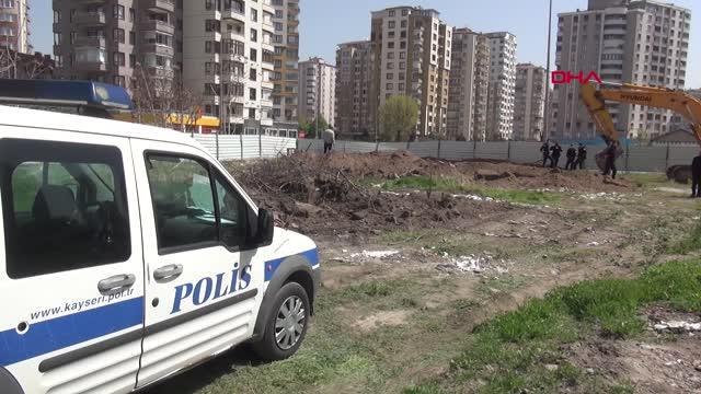 İNŞAAT KAZISINDA LAHİT KAPAĞI BULUNDU, ÇALIŞMA DURDURULDU