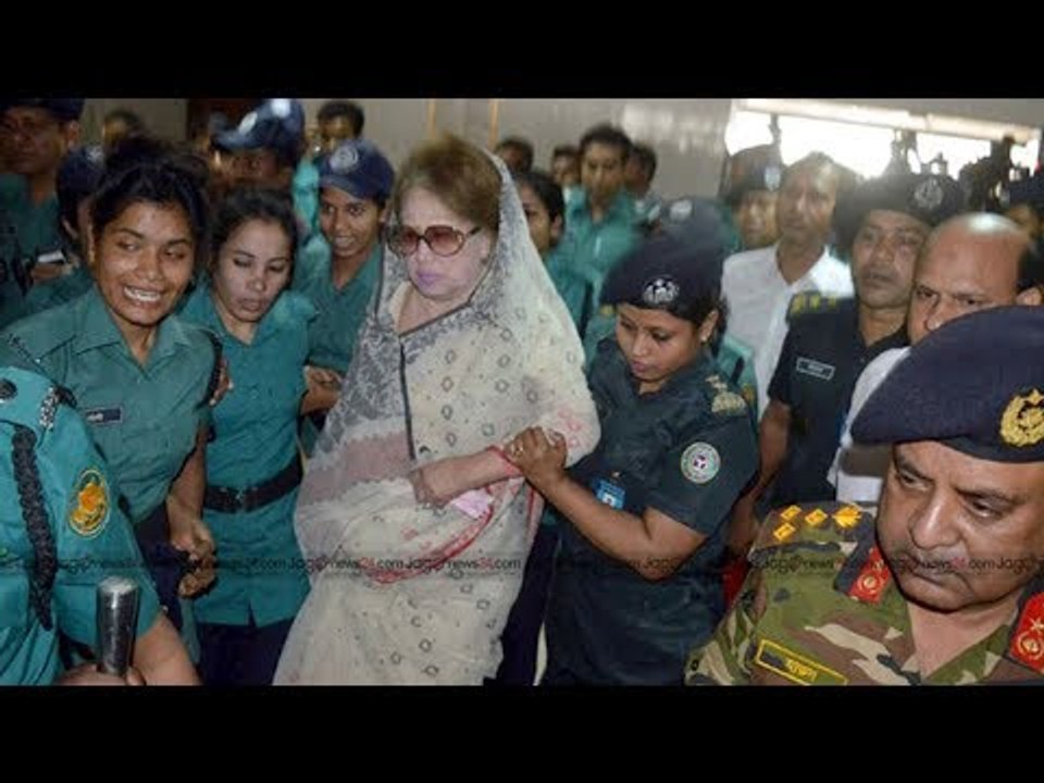 কথা বললেন না, মুচকি হাসলেন খালেদা | Khaleda smiled, did not talk