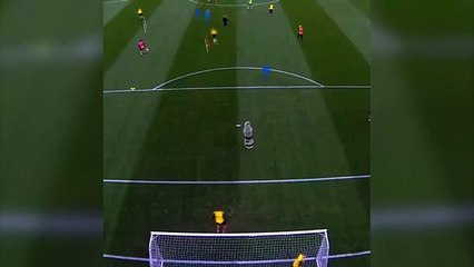 Dortmundlu futbolcudan fantastik gol