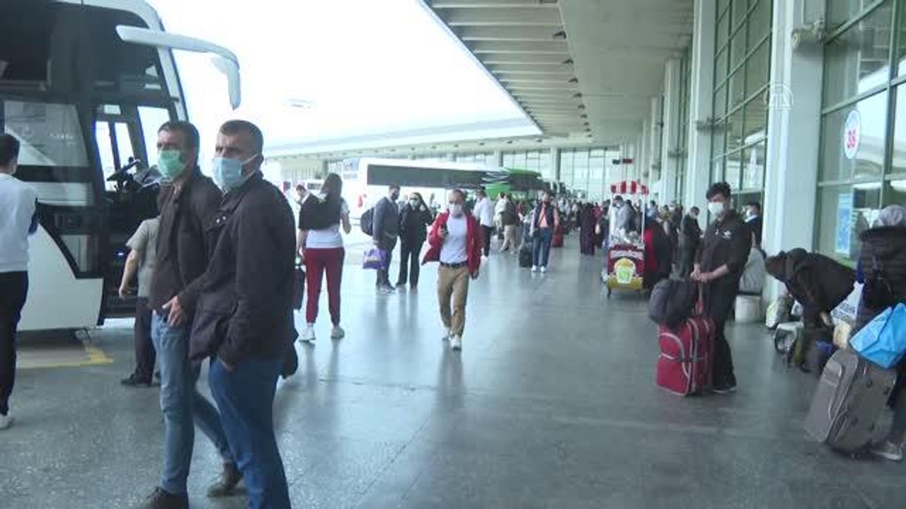 AŞTİ'de "tam kapanma" öncesi yoğunluk yaşanıyor