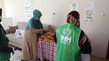 İHH İnsani Yardım Derneği gönüllüleri ramazanda yetimleri unutmadı