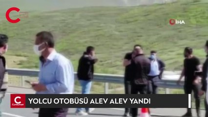 Yolcu otobüsü alev alev yandı