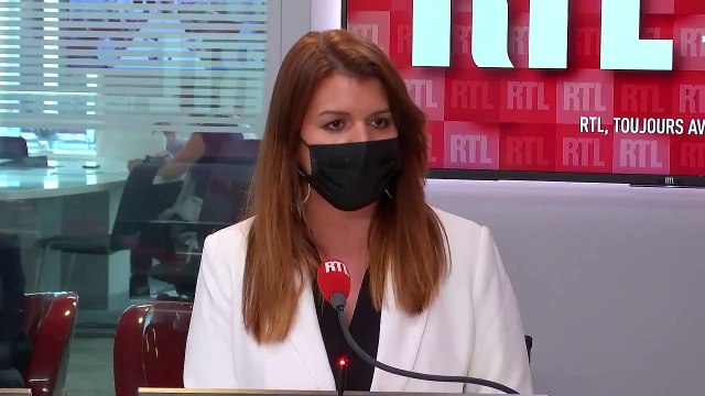 Passe d'armes entre Marlène Schiappa et Thomas Sotto sur Cyril Hanouna