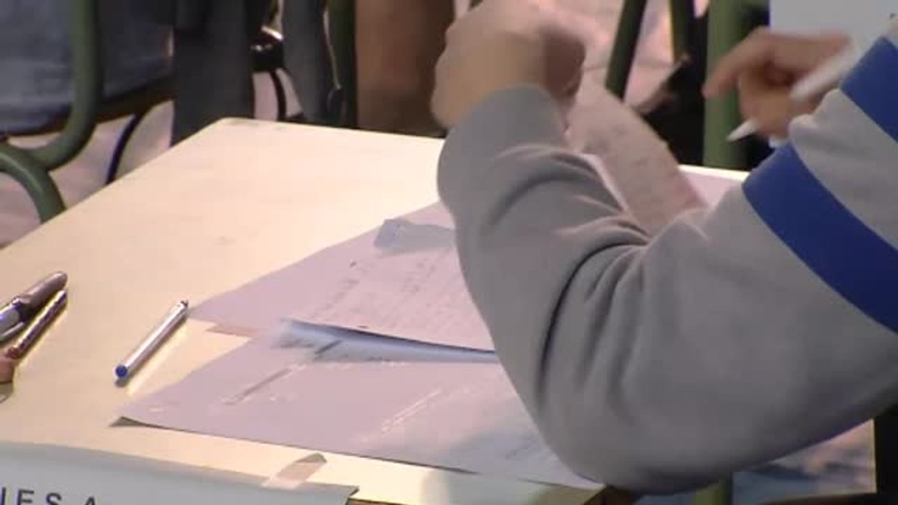 "Mi hija no podrá hacer la EBAU porque no llegamos a final de mes"