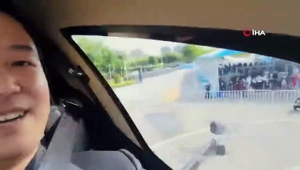 Sürücüsüz otonom drone taksi, yolcuyla birlikte ilk kez uçtu