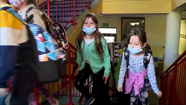 Diversos países europeus aliviam restrições apesar dos contágios