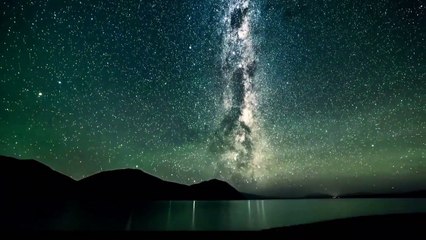 Amazing View Of Milky Way Glowing At Night 8k