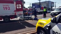 Forte colisão entre carro e caminhonete é registrada na Avenida Tancredo Neves; mulher fica ferida