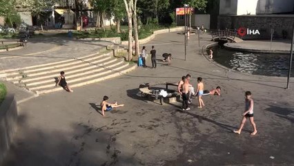 Bu da 'korona' havuzu..."Korona virüs bize işlemiyor"
