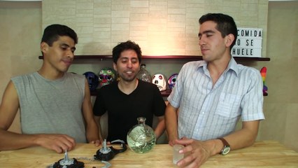 TE LIBERAS O SHOT!!!!! (reto con esposas)