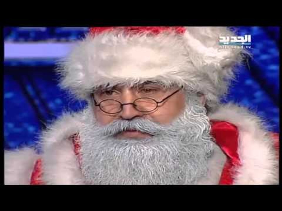 للنشر :  بابا نويل للنشر يوزّع الهدايا وما علاقة السياسيين؟
