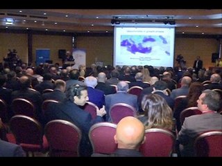 ما بين قبرص ولبنان مؤتمر ونفط وعقارات - ألين حلاق