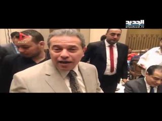 صاح الحذاء بأيّ ذنب أُضرب- دارين دعبوس