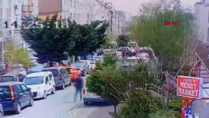 Son dakika gündem: OTOGAR'DA PATLAYICININ ELE GEÇİRİLDİĞİ OPERASYON DHA KAMERASINA YANSIDI