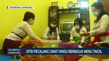 Istri Pecalang Umat Hindu di Lampung Berbagi Takjil Saat Ramadan