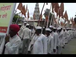 Download Video: Wari 2015 : Sant Tukaram Maharaj Palkhi enters Solapur