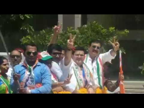 Congress-NCP candidate Anand Paranjape form Thane in rally while filling nomination form