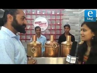 खाए चले जा..... |'स्पेशल कडक' चहासोबत