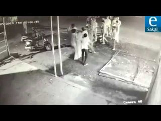 गणेशोत्सवाची वर्गणी न दिल्याने टोळक्याची आई अन् मुलाला मारहाण