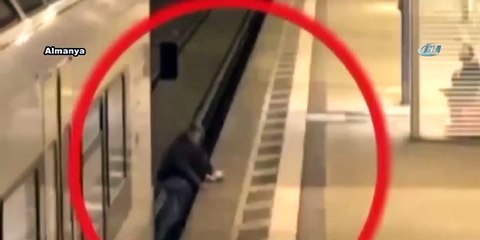 Metroda korku dolu anlar