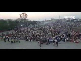 लॉकडाऊनमध्ये भाजी मंडईत एवढी गर्दी करतात का राव?