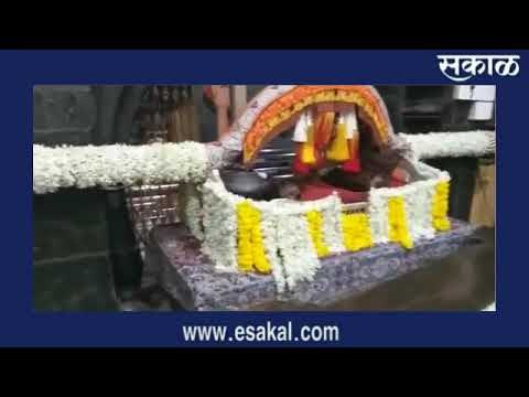 देहूमध्ये श्री संत तुकाराम महाराजांच्या पादुकांची महापूजा, आरती सोहळा | Sakal Media |