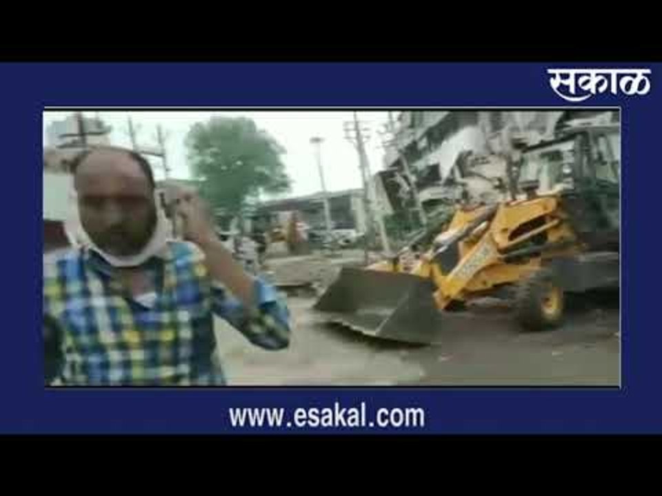 बापरे! अमरावतीत पावसाने कोसळले गांधी मार्केट