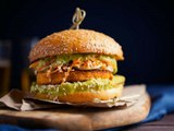 Vegane Burger-Pattys im Test: Dieses Produkt fällt durch