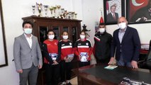 Başkan Ertürk'ten milli sporculara destek