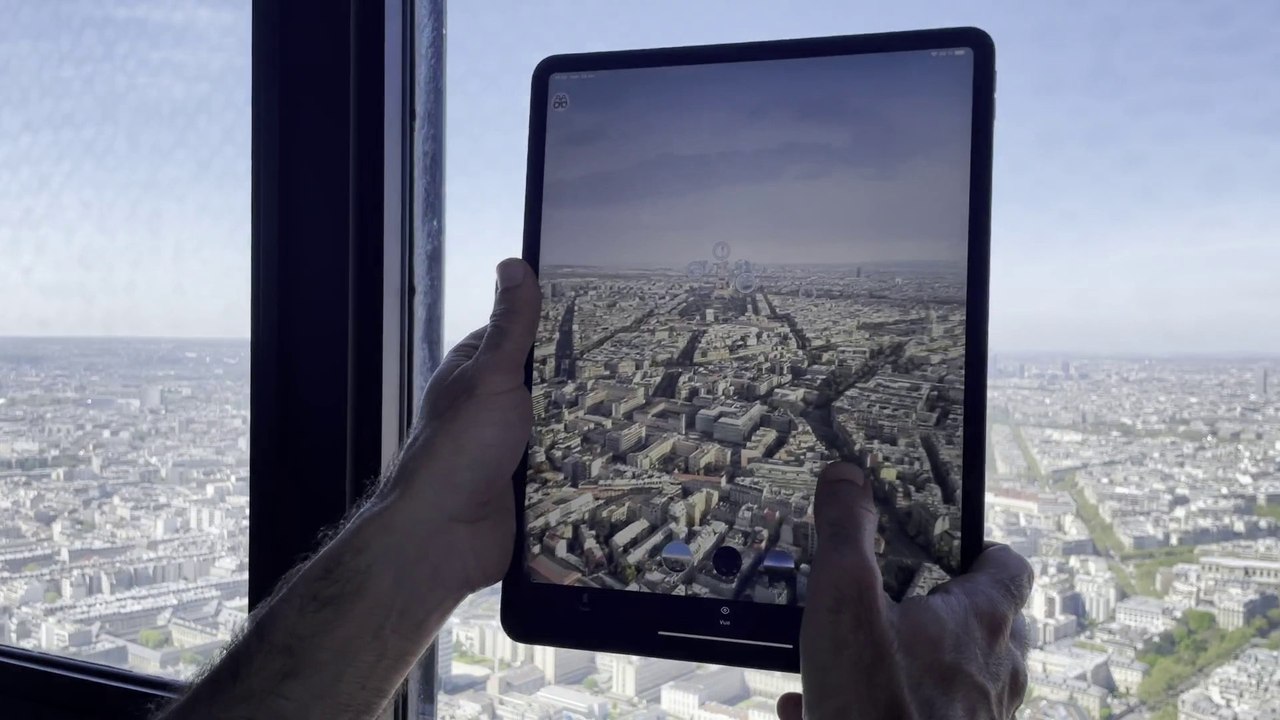 Tour Montparnasse : l'appli Magnicity permet de voir Paris en réalité augmentée
