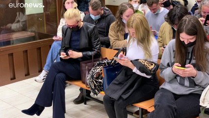 Alexei Navalny aparece em tribunal