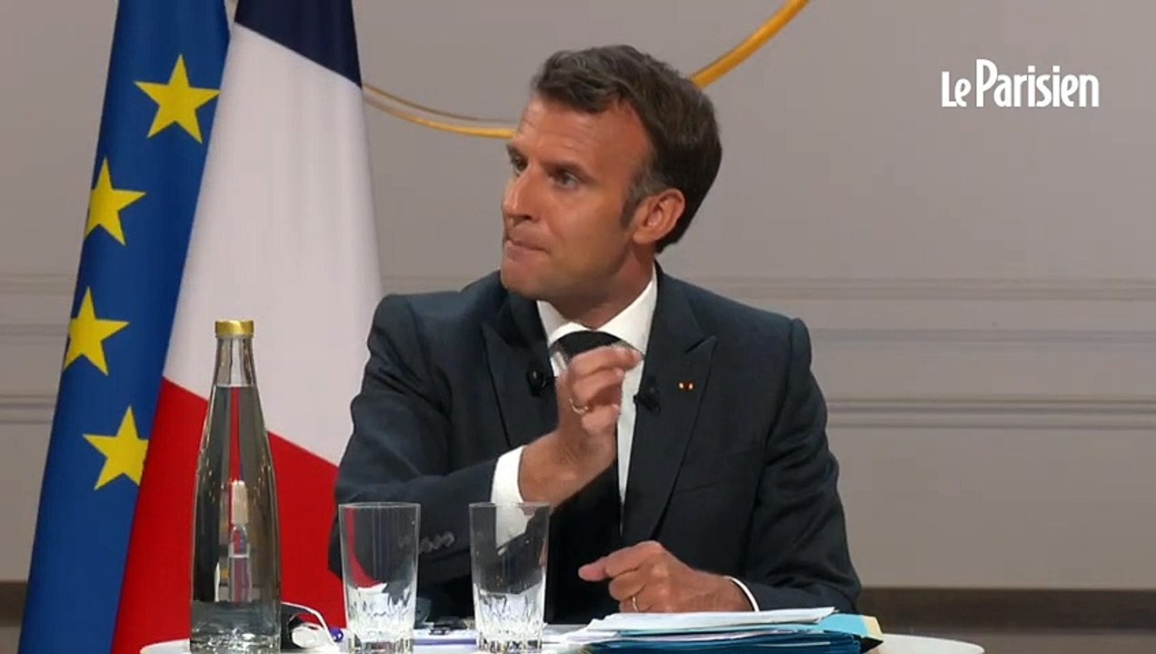 Emmanuel Macron: "J'ai compris pendant la crise, la dette que nous avions envers notre jeunesse"