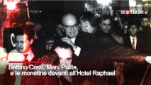Bettino Craxi, Mani Pulite e le monetine davanti all'Hotel Raphael: era 30 aprile 1993